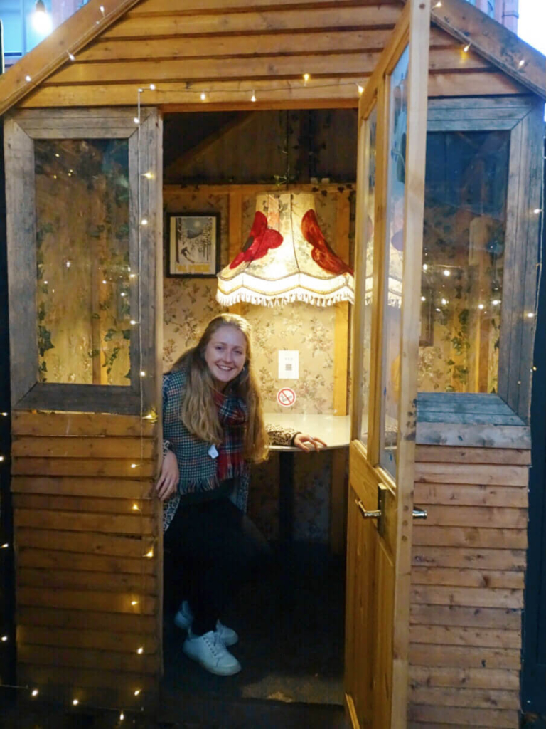 mala secret garden food court