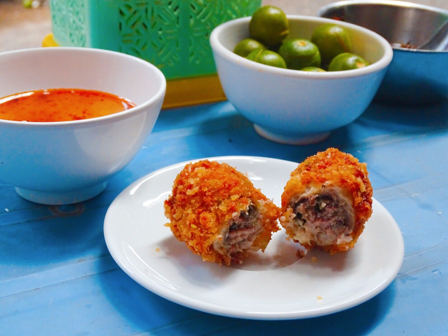 Ca con thit food Hanoi street food