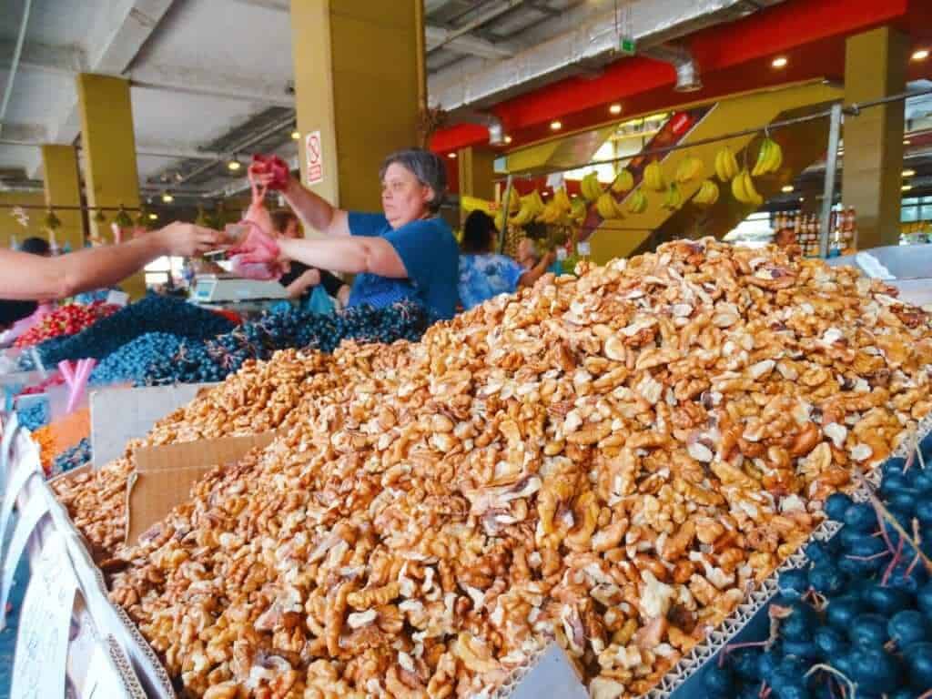 Local market Bucharest food tour 