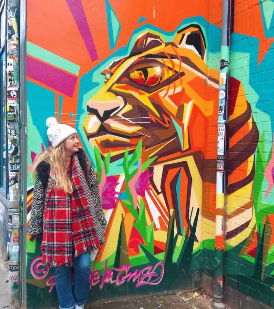 Lion street art Hamburg itinerary