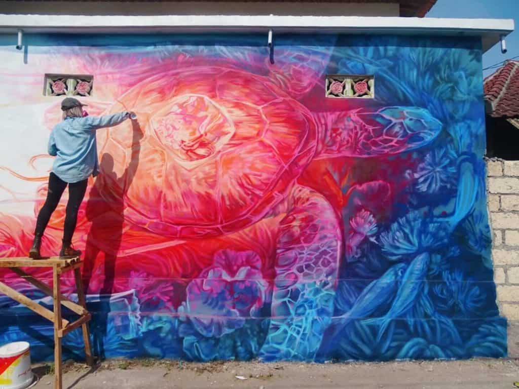 Pink and blue turtle street art Nusa Penida