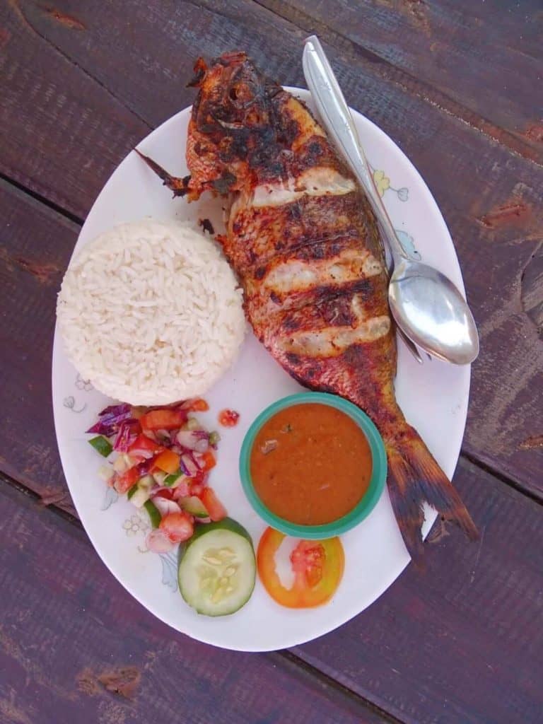 Fresh fish and rice on Atuh Beach 