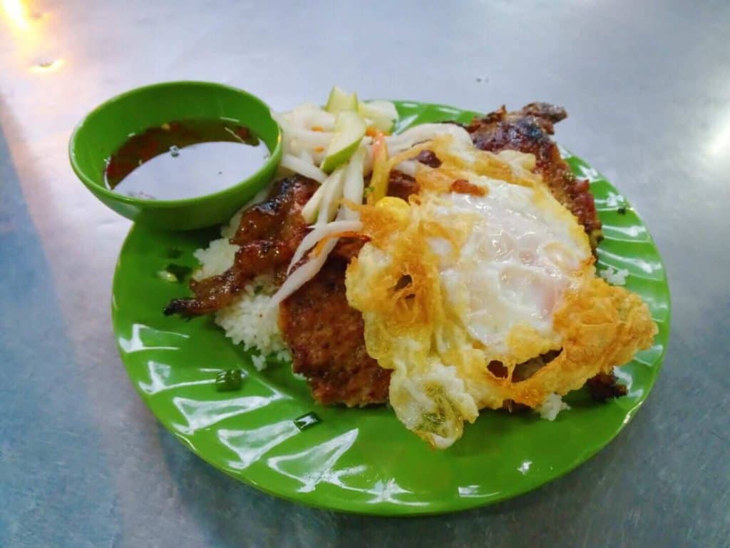 Com tam Saigon food guide