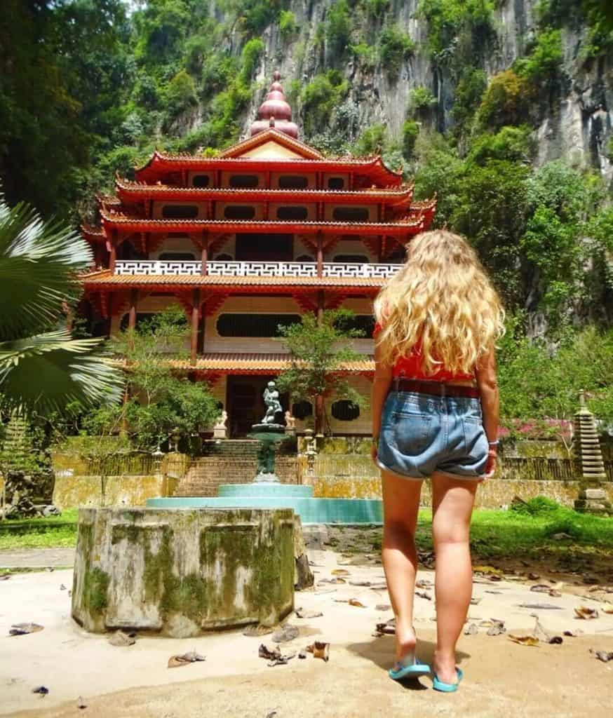 Sam Poh Tong Cave Temple Ipoh day trip itinerary