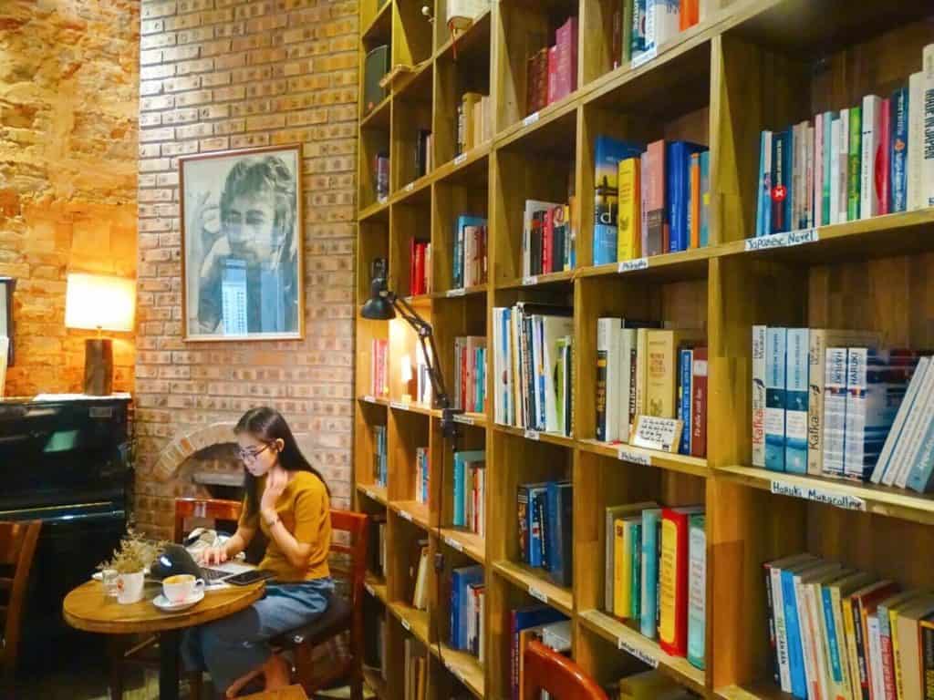 Tranquil Books and Coffee Hanoi