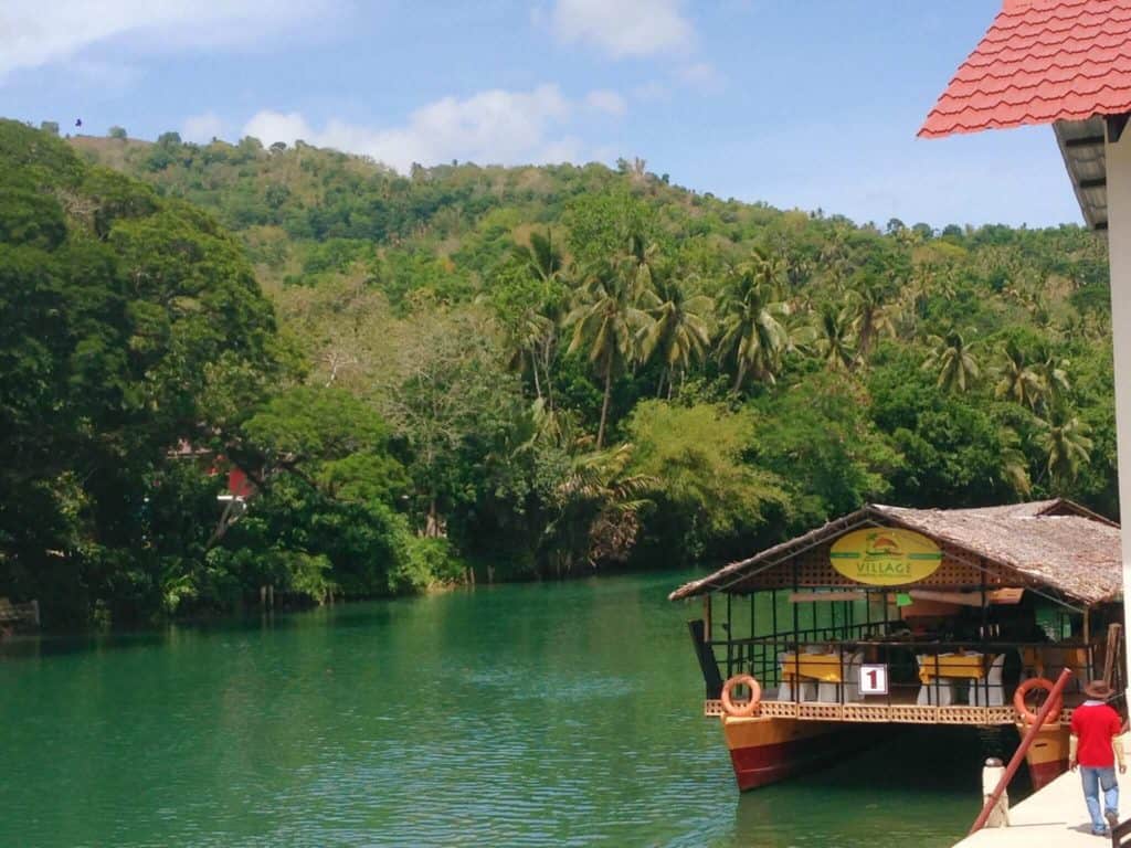 Loboc river backpacking philippines