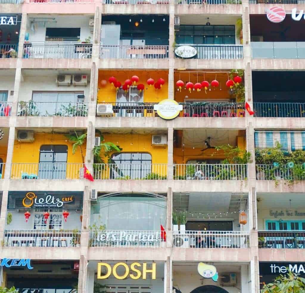 Cafe Apartment building Ho Chi Minh itinerary 4 days