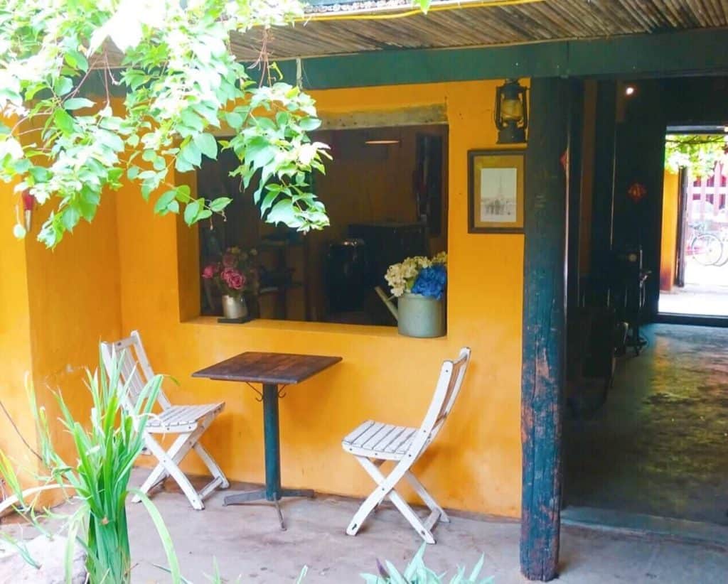 Yellow cafe Hoi An
