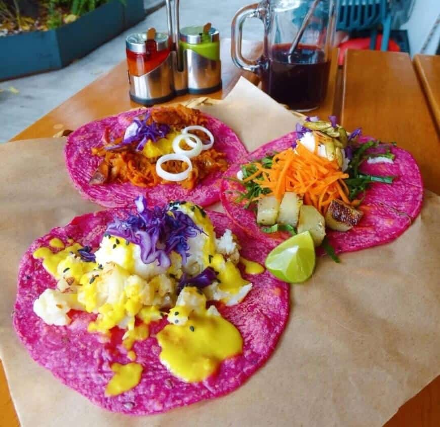 Pink tacos La Pitahaya Vegana Roma Norte
