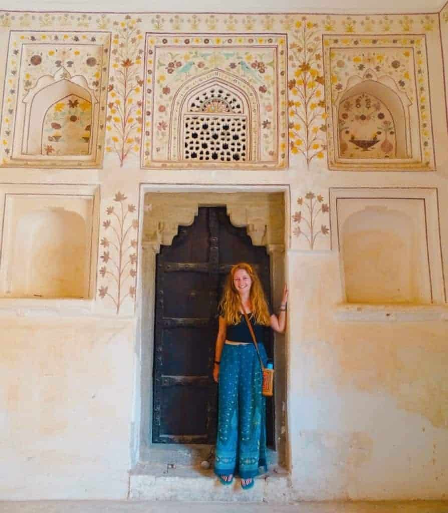 solo travel india asia