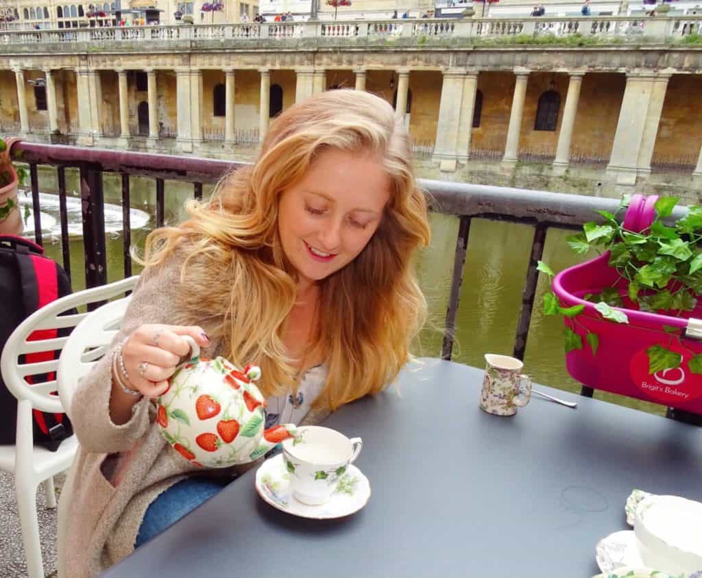 Afternoon tea Pulteney Bridge