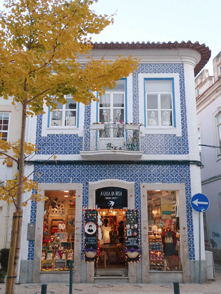 Shopping purple tile building