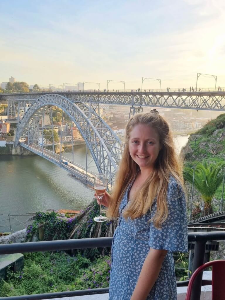 sunset Guindalense bar