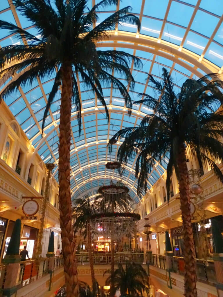 Trafford Centre manchester day trip