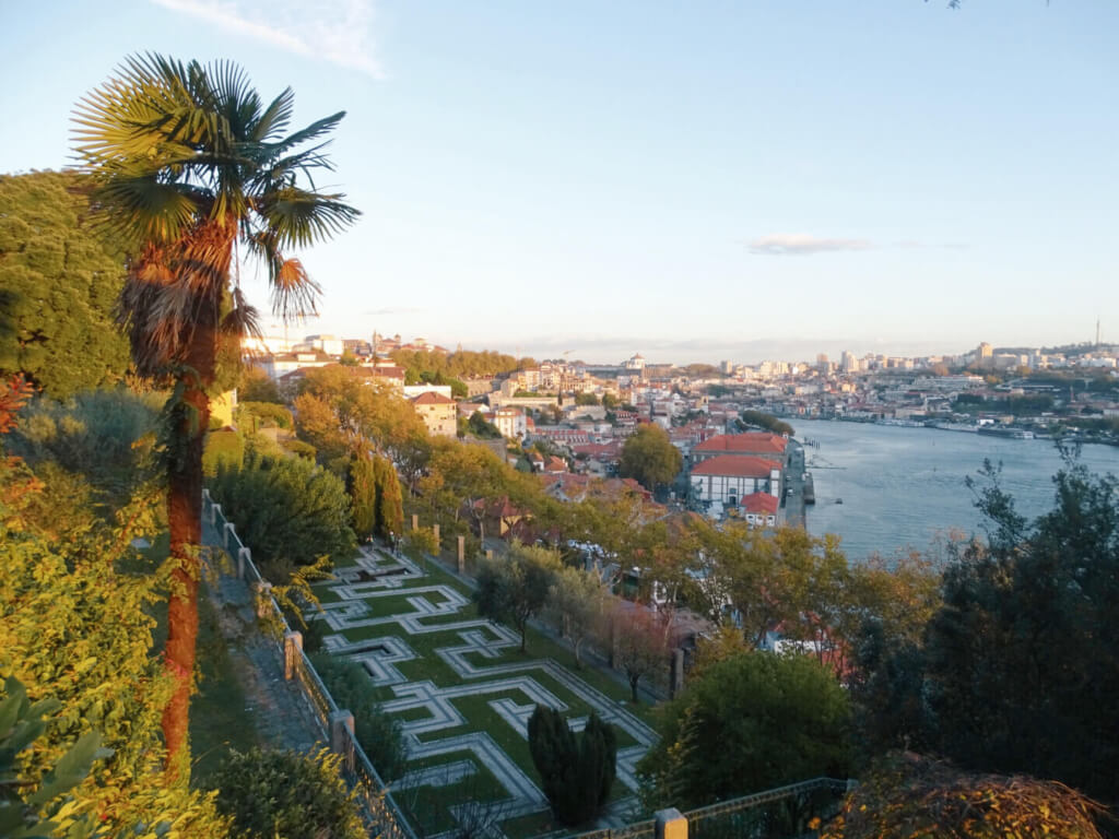 Parque da Quinta da Macieirinha porto at sunset