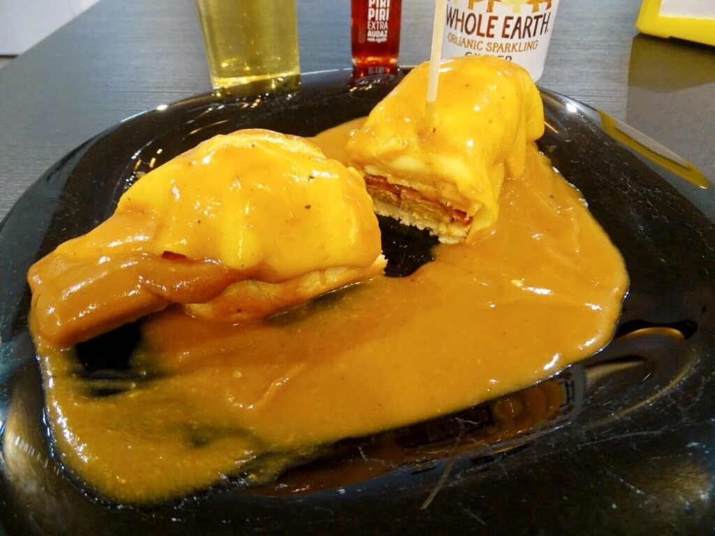 vegana by tentugal hot dog vegan food in porto