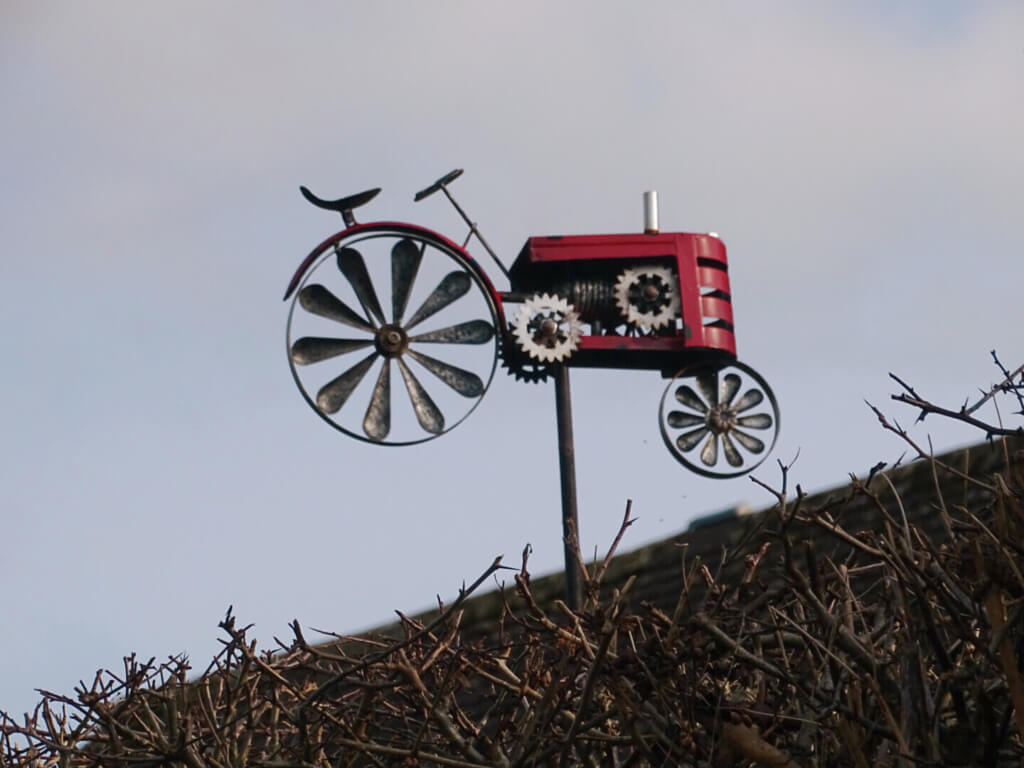 Tractor wind ornament