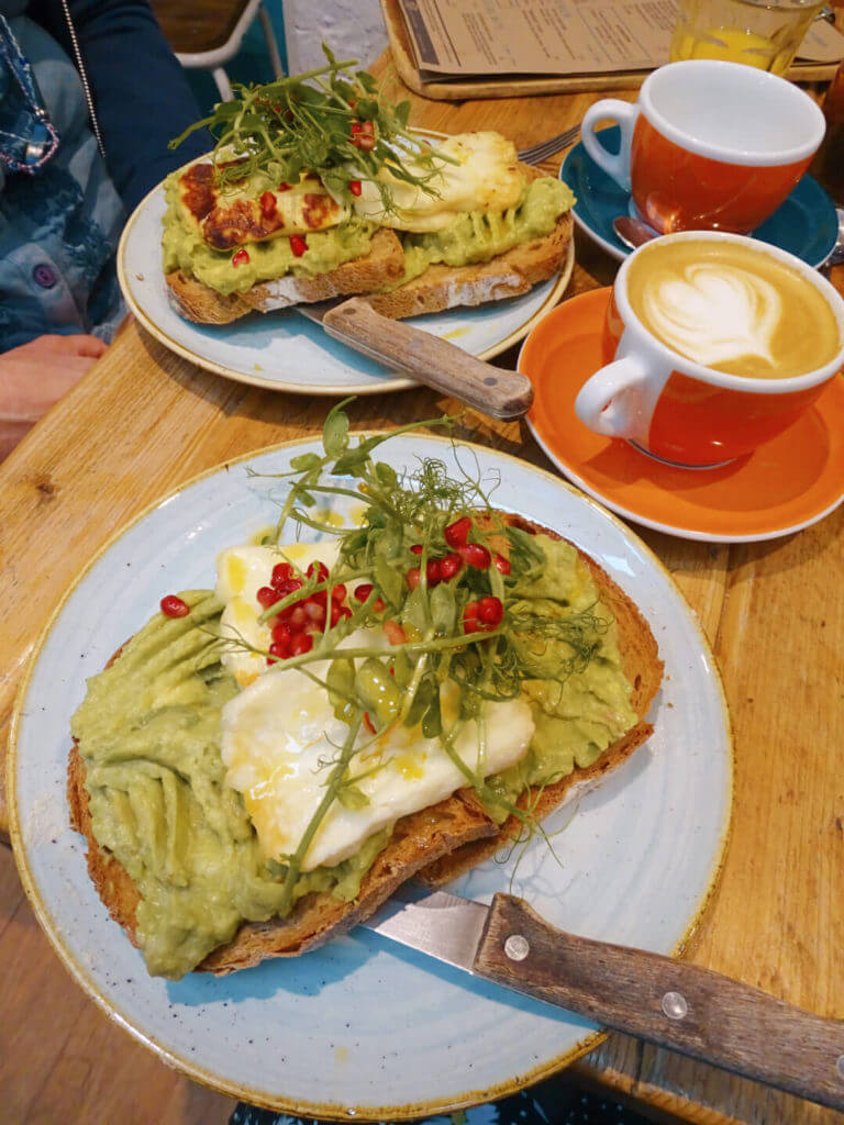 Avo halloumi toast at Ginger & Co