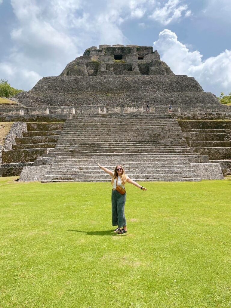 solo female travel belize is it safe?