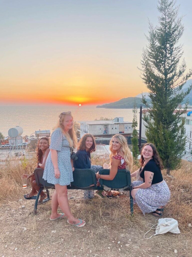 Making friends travelling alone