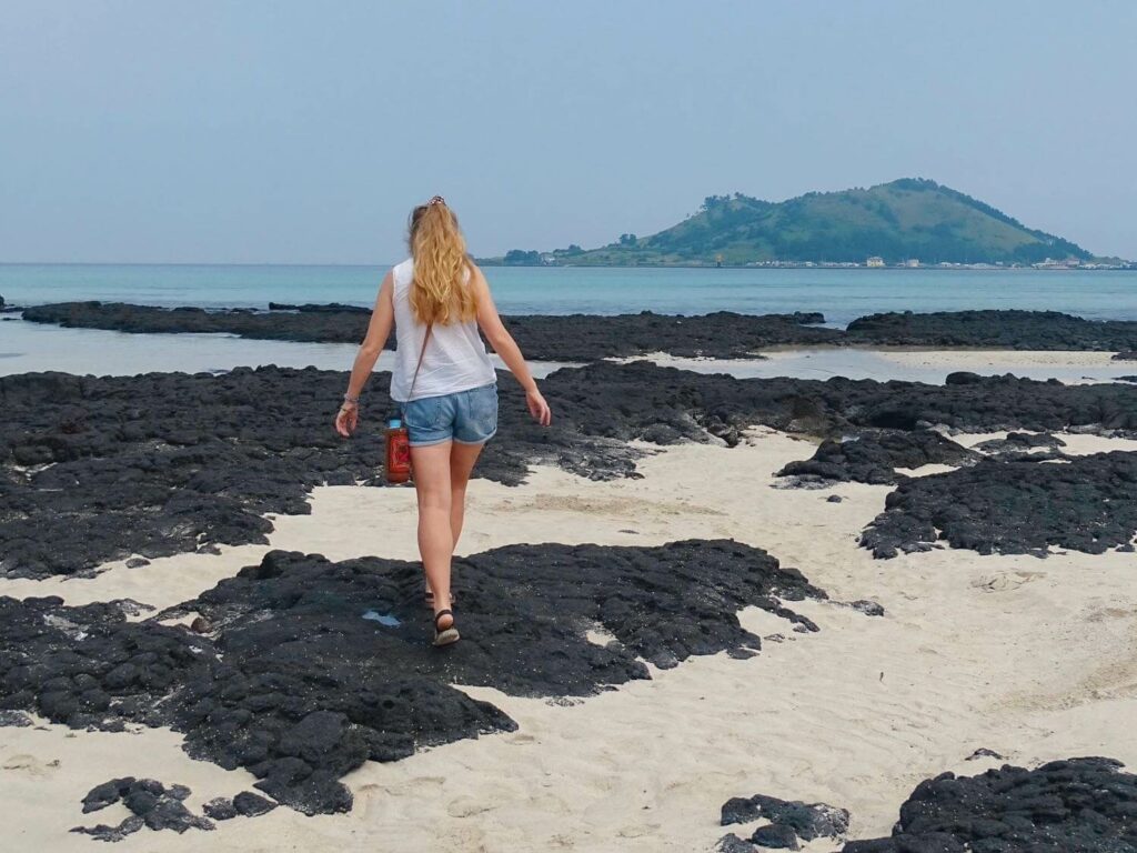 korea first time travelling alone 