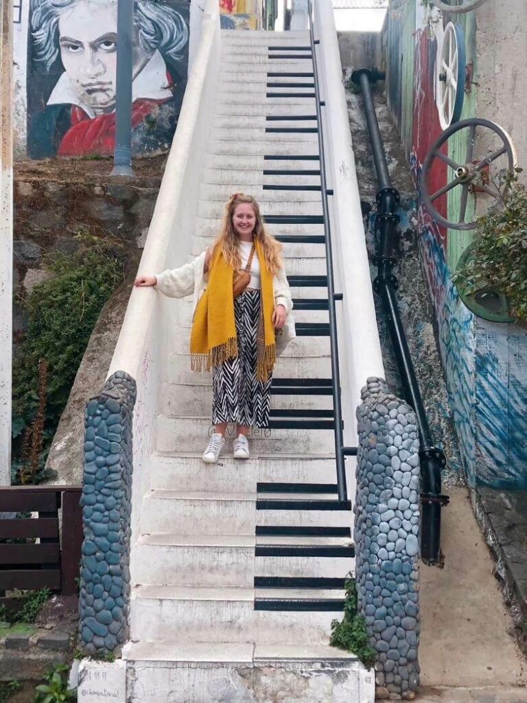 Valparaiso solo female travel chile