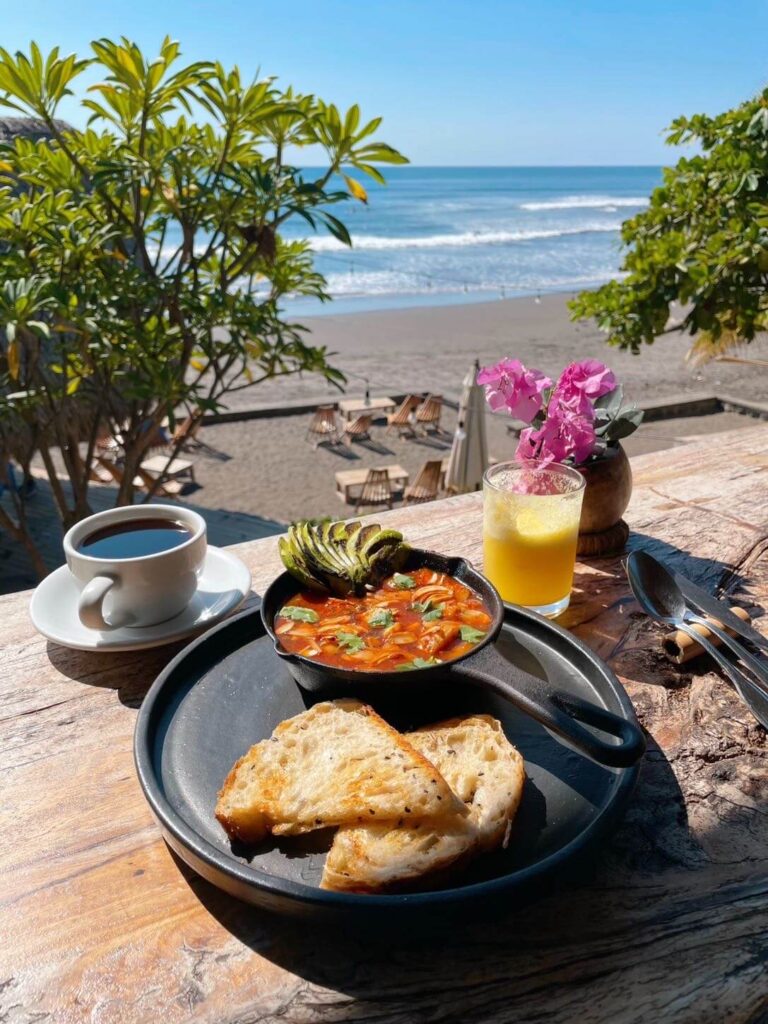 Breakfast in el zonte