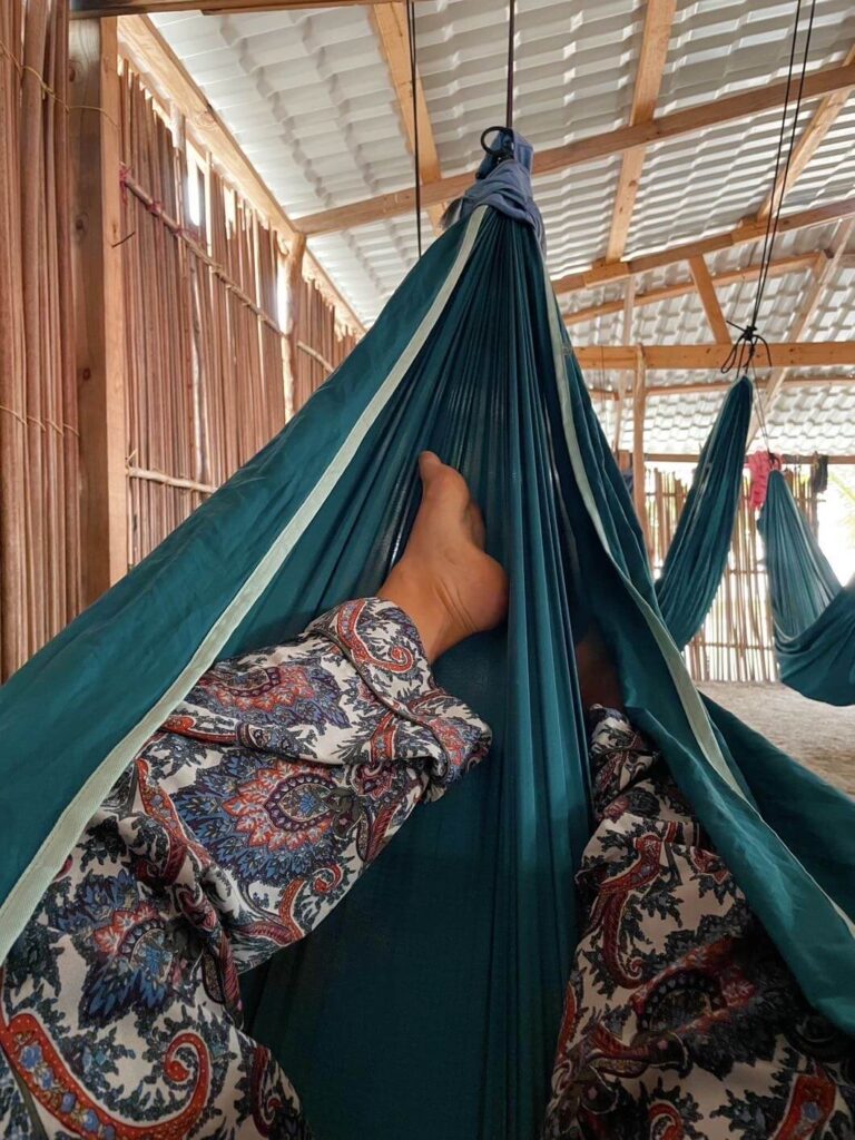 Sleeping in a hammock tips for san blas islands tour