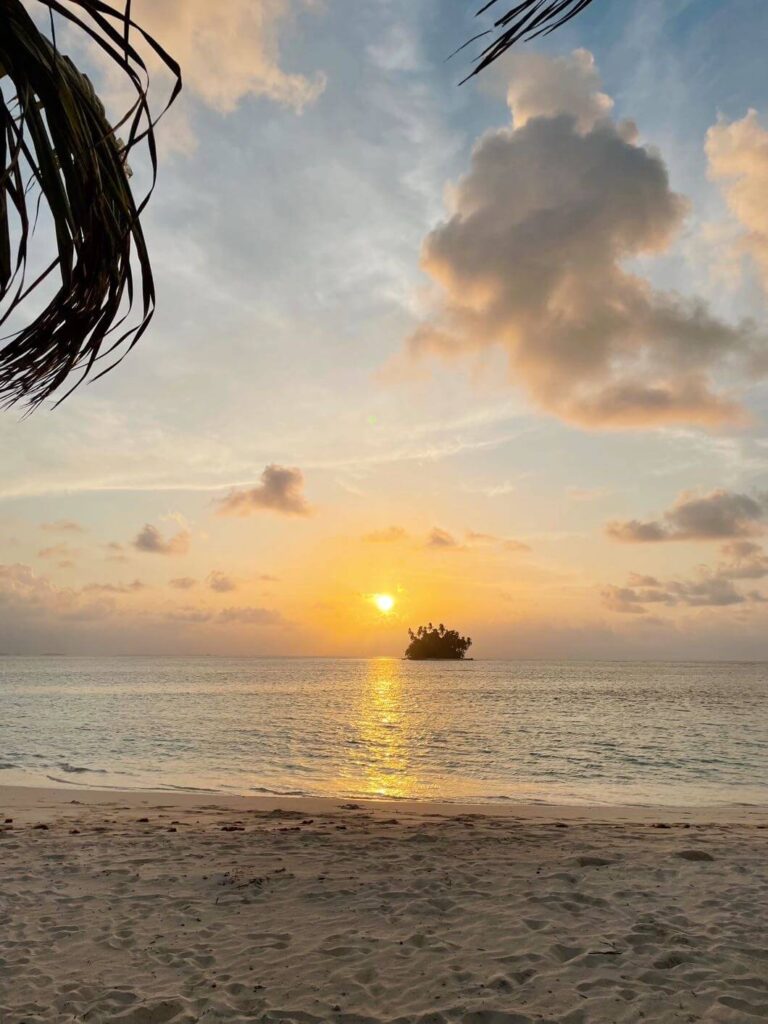 Sunset on san blas islands