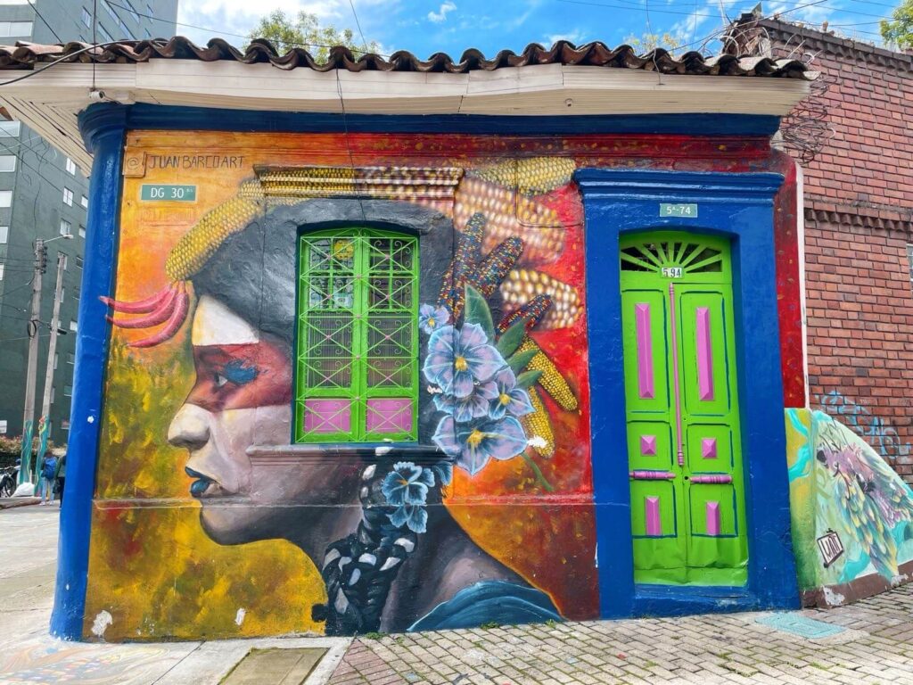 Calle Bonita Bogota is it worth visiting