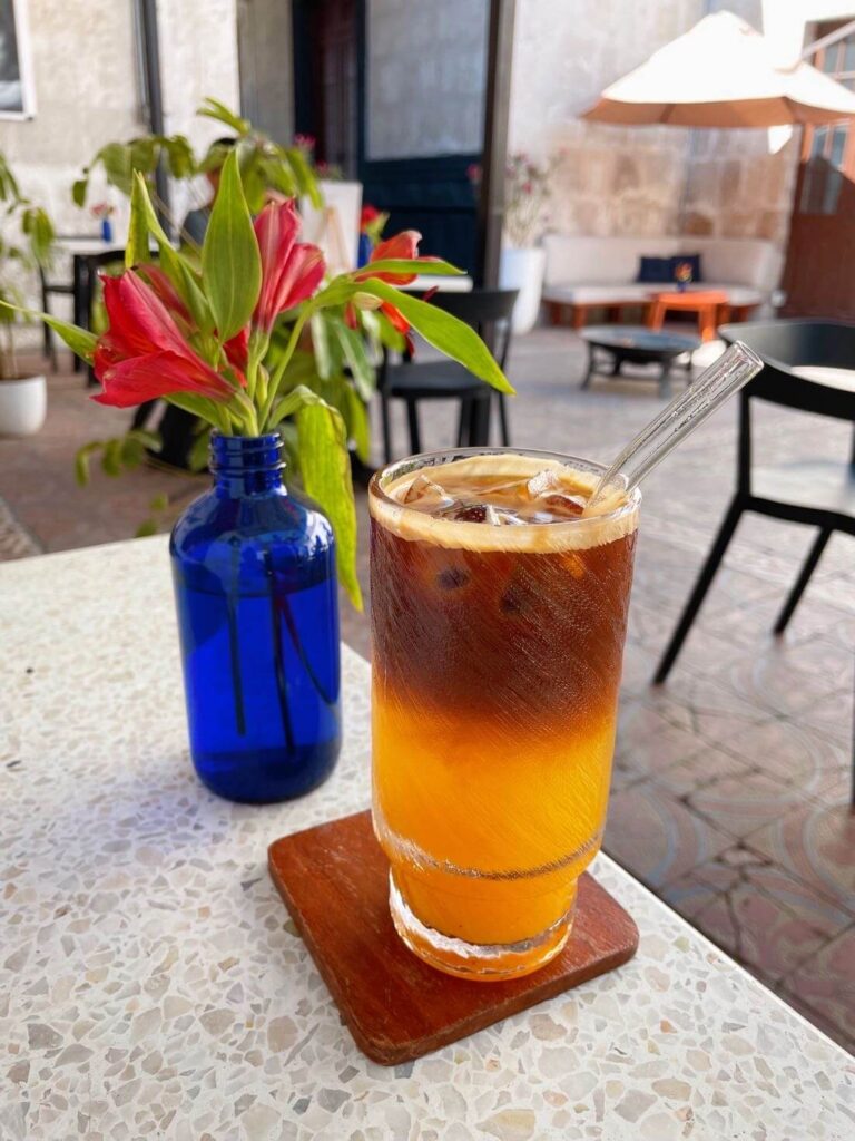 Lienzo cafe Arequipa