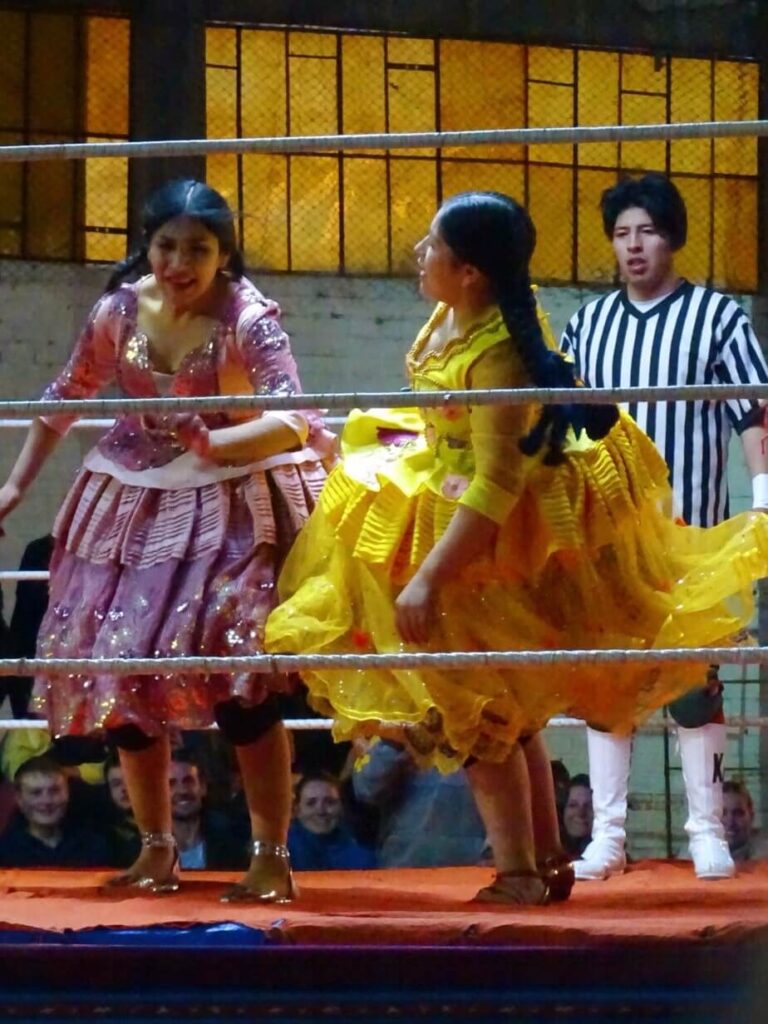 Cholita wrestling