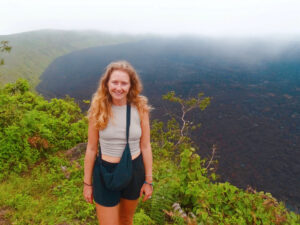 travelling alone ine ecuador